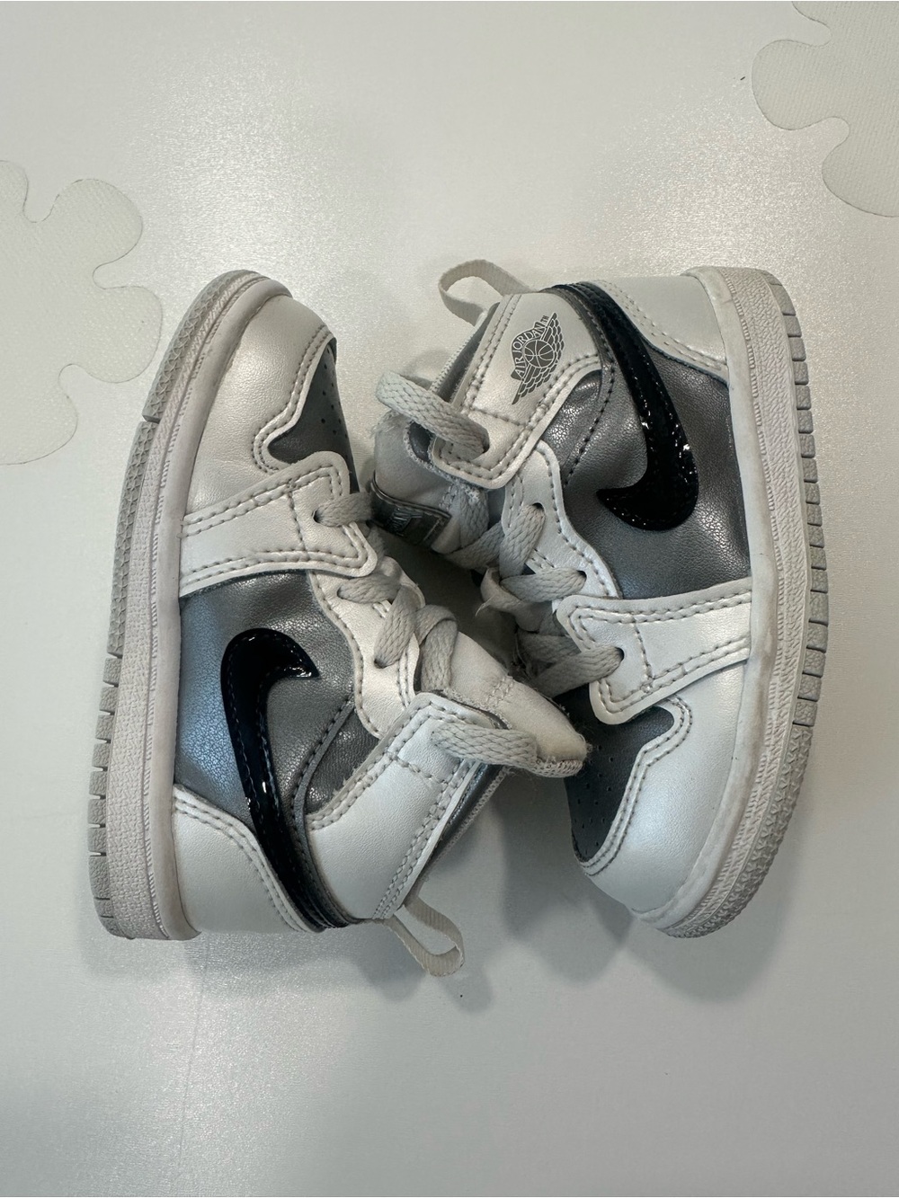 Air Jordan 1 Mid Se Inspired by the Greatest  TD Photon Dust y Flat Pewter Sz 6C